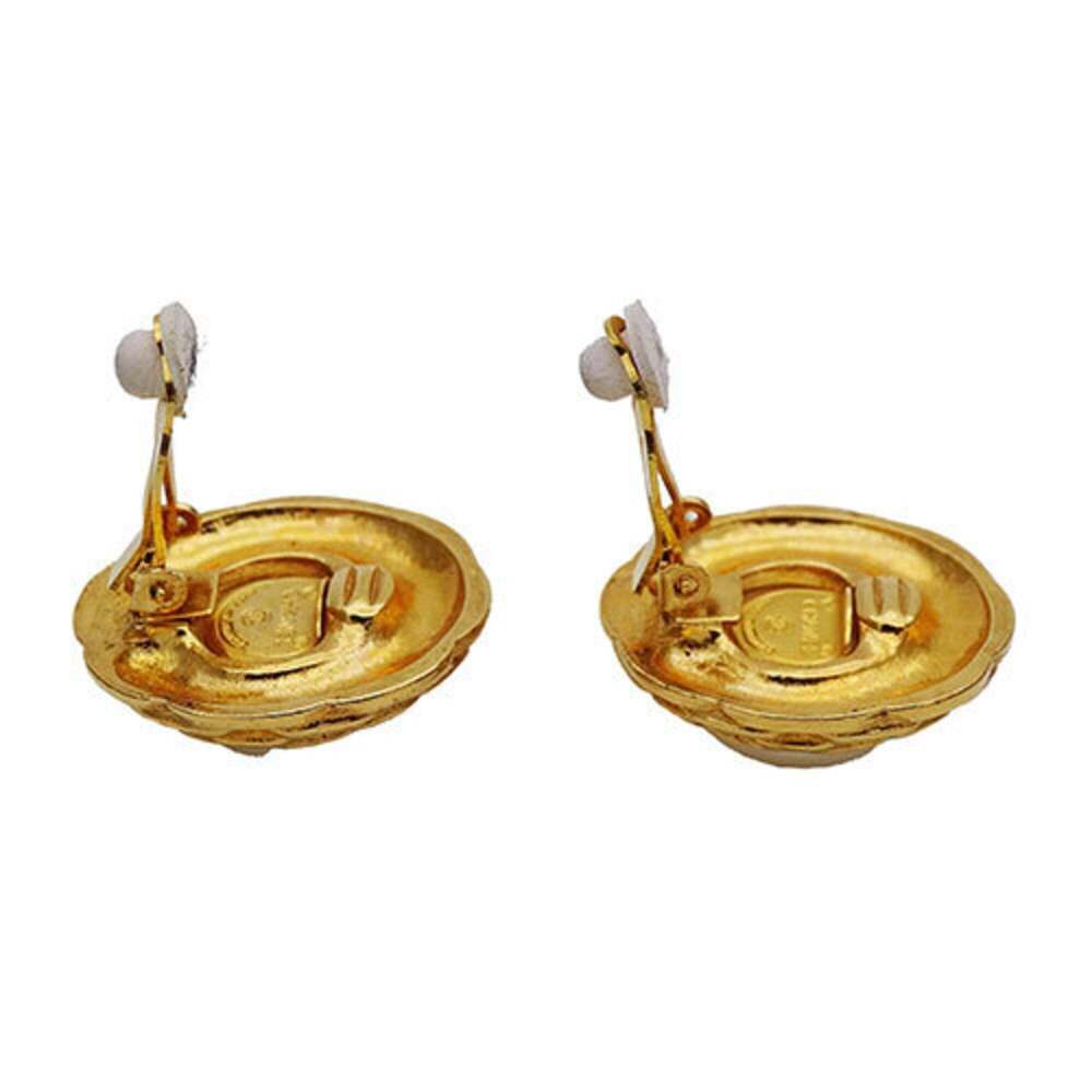 CHANEL Gold Pearl Earrings - Picture 4 of 11